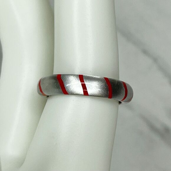 Clear Silver Red Striped Plastic Ring Size 7.25 - Picture 1 of 11